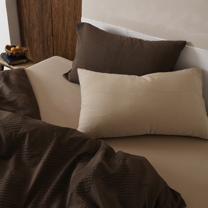 91家纺网 家纺一手货源 找家纺 简家居 2024新款全棉色织提花四件套-幻影 陶泥咖喱