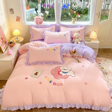 91家纺网 家纺一手货源 找家纺 易禾家纺 2024新款专板花型亲肤水洗棉毛巾绣四件套-跳跳狗 跳跳狗-粉紫