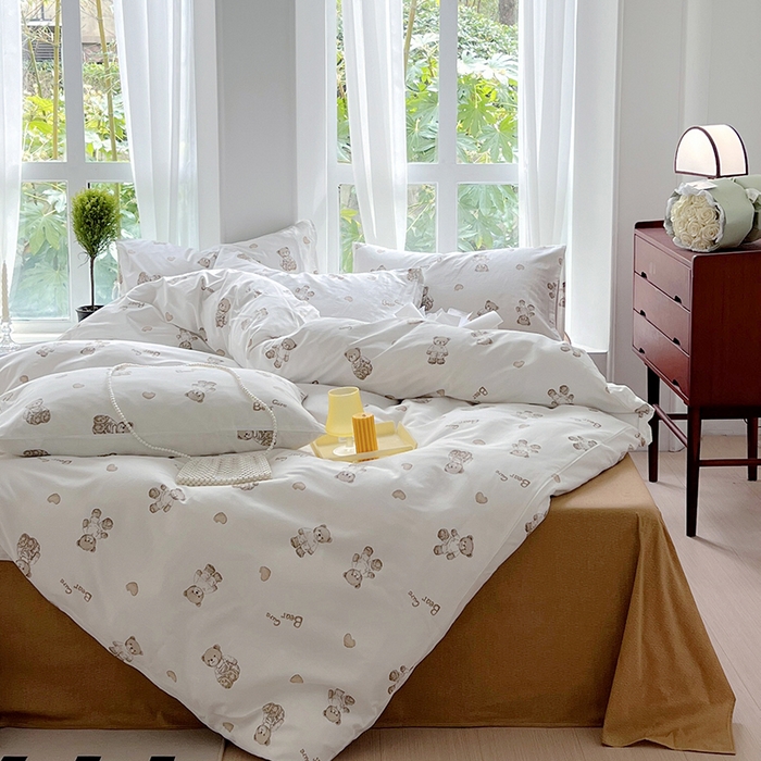 91家纺网 家纺一手货源 找家纺 启程2024新款全棉13372印花四件套直播爆款法式复古碎花系列 爱蒂熊