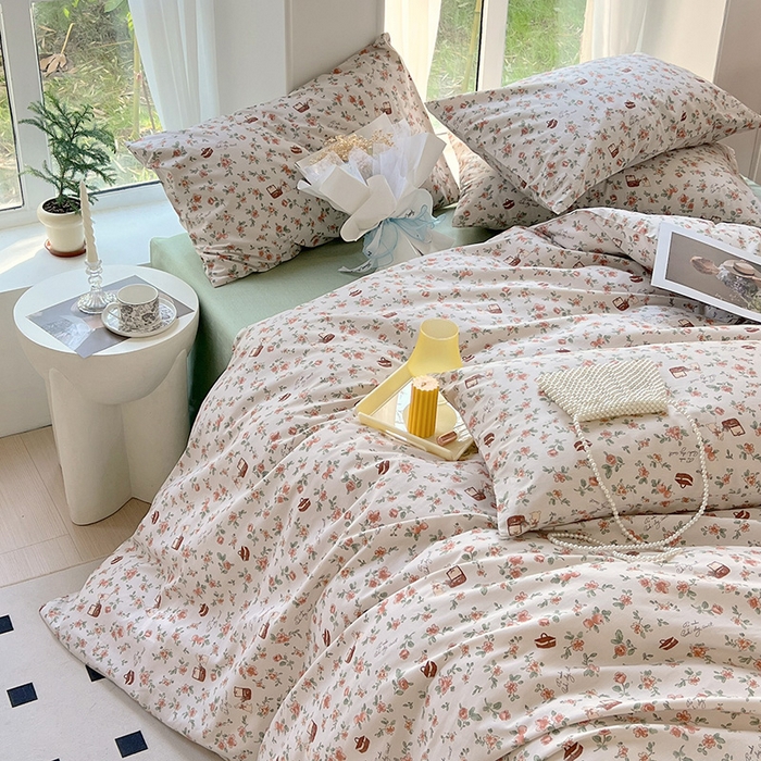 91家纺网 家纺一手货源 找家纺 启程2024新款全棉13372印花四件套直播爆款法式复古碎花系列 凯伦庄园