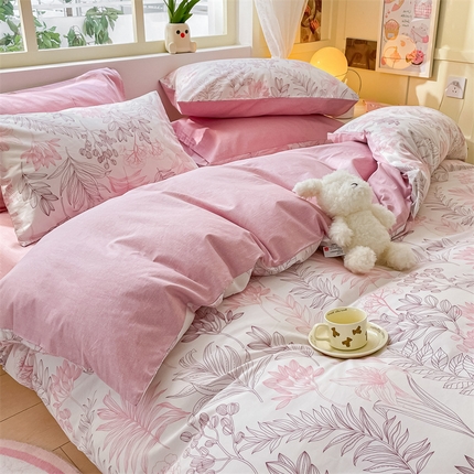 91家纺网 家纺一手货源 找家纺 启程2024新款全棉13372印花四件套直播爆款法式复古碎花系列 霜叶-红