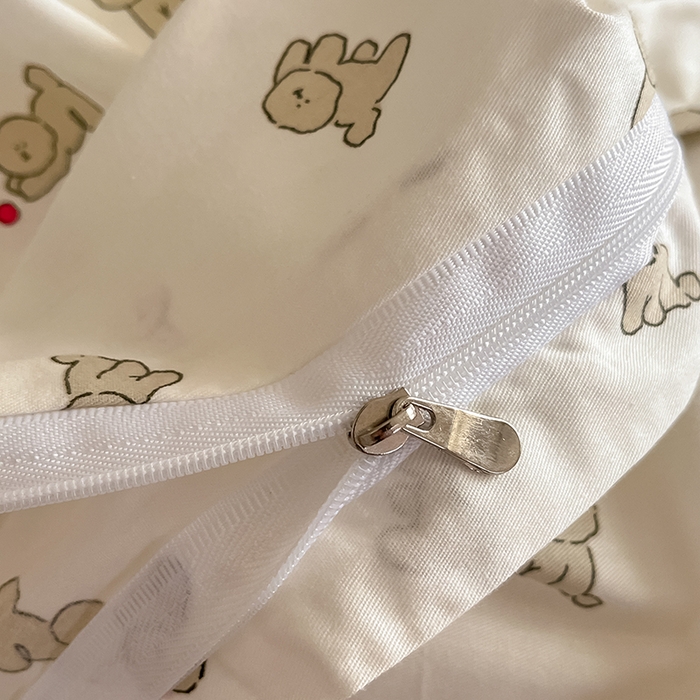 91家纺网 家纺一手货源 找家纺  柠馨 2024新款帕拉图系列13372全棉印花四件套 小白