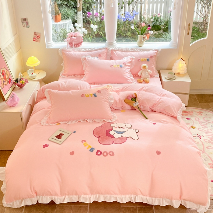 91家纺网 家纺一手货源 找家纺 （总）易禾家纺 2024新款专板花型亲肤水洗棉毛巾绣四件套-跳跳狗