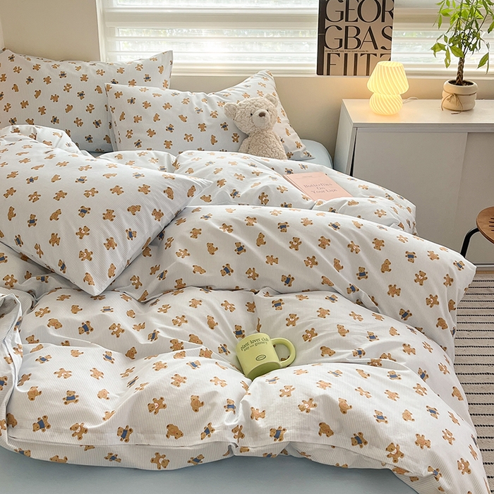 91家纺网 家纺一手货源 找家纺  柠馨 2024新款帕拉图系列13372全棉印花四件套 哈皮熊