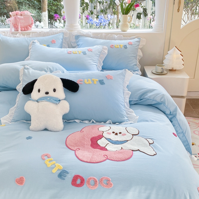 91家纺网 家纺一手货源 找家纺 易禾家纺 2024新款专板花型亲肤水洗棉毛巾绣四件套-跳跳狗 跳跳狗-蓝