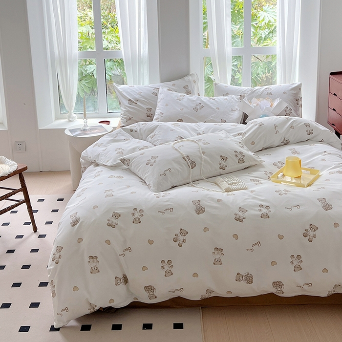 91家纺网 家纺一手货源 找家纺 启程2024新款全棉13372印花四件套直播爆款法式复古碎花系列 爱蒂熊