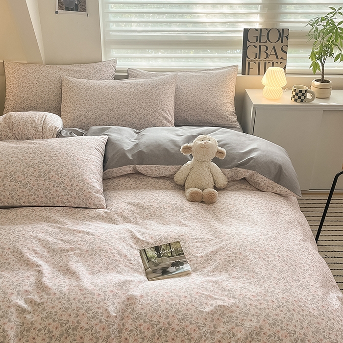 91家纺网 家纺一手货源 找家纺  柠馨 2024新款帕拉图系列13372全棉印花四件套 白雾红尘