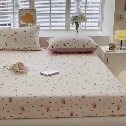 91家纺网 家纺一手货源 找家纺 清雅福 2024新款全棉13372小清新单床笠 爱心樱桃