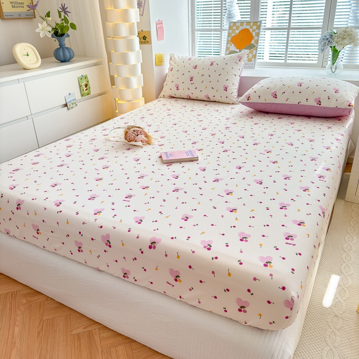 91家纺网 家纺一手货源 找家纺 清雅福 2024新款全棉13372小清新单床笠 爱心樱桃