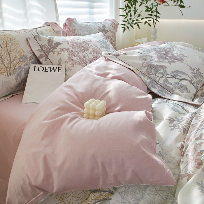 91家纺网 家纺一手货源 找家纺 启航家居 2025春夏全棉铂金棉数码印花四件套 画意枝头粉