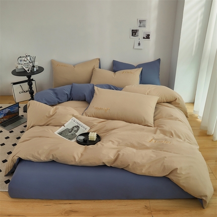 91家纺网 家纺一手货源 找家纺 多品家纺 2024新款全棉纯色绣花四件套 浅驼+宝石蓝