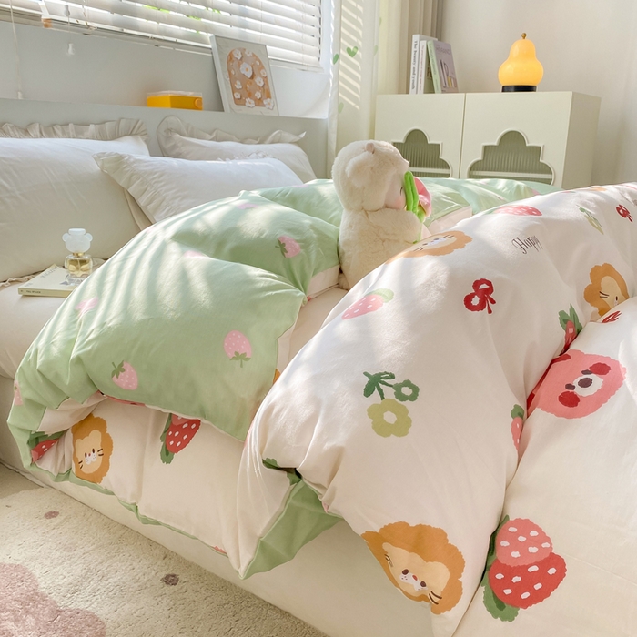 91家纺网 家纺一手货源 找家纺 朵安家纺 2024新款12868全棉单被套系列 草莓熊