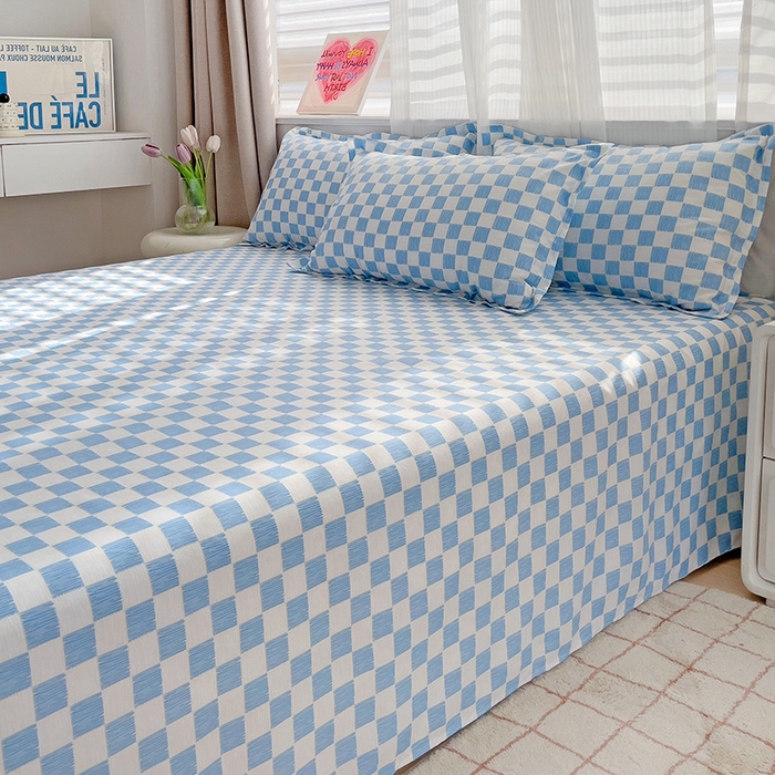91家纺网 家纺一手货源 找家纺 楠沐家纺  2025年新款亲肤水洗棉芦荟棉印花床单系列 棋盘格-蓝
