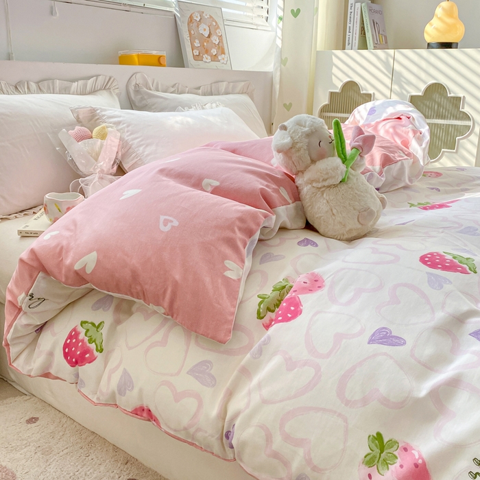 91家纺网 家纺一手货源 找家纺 朵安家纺 2024新款12868全棉单被套系列 水晶草莓