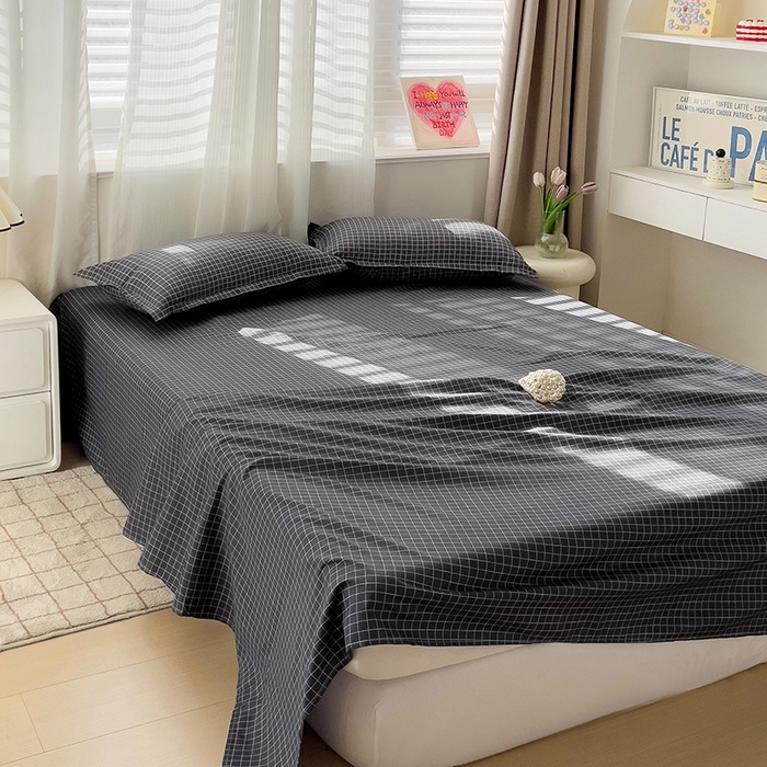 91家纺网 家纺一手货源 找家纺 楠沐家纺  2025年新款亲肤水洗棉芦荟棉印花床单系列 小黑格