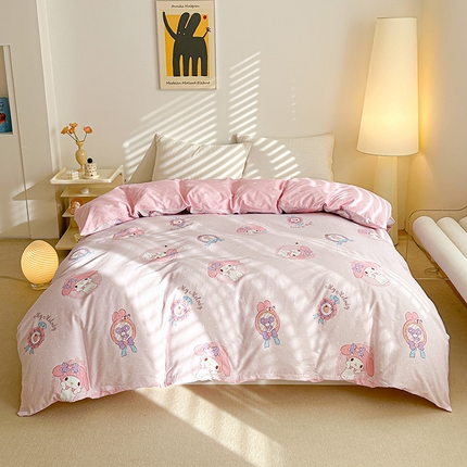 91家纺网 家纺一手货源 找家纺 爱丽丝 2024新款全棉三丽鸥新品系列-单被套 小兔美乐蒂