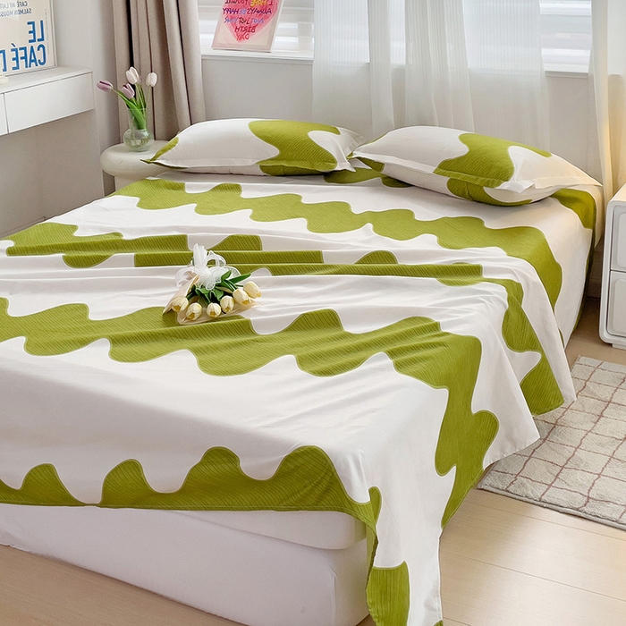 91家纺网 家纺一手货源 找家纺 楠沐家纺  2025年新款亲肤水洗棉芦荟棉印花床单系列 波浪纹-绿
