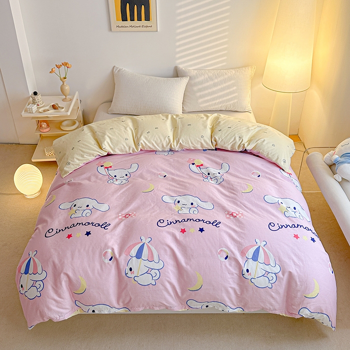 91家纺网 家纺一手货源 找家纺 爱丽丝 2024新款全棉三丽鸥新品系列-单被套 月亮玉桂狗