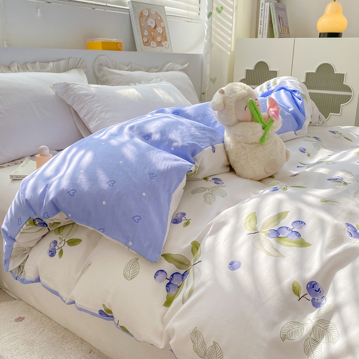 91家纺网 家纺一手货源 找家纺 朵安家纺 2024新款12868全棉单被套系列 初夏蓝莓