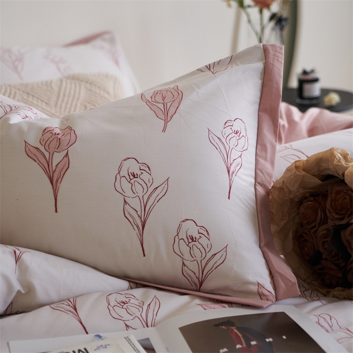 91家纺网 家纺一手货源 找家纺 橙艺家居 2024新款全棉臻品柔棉立体小宽边四件套 采薇-粉