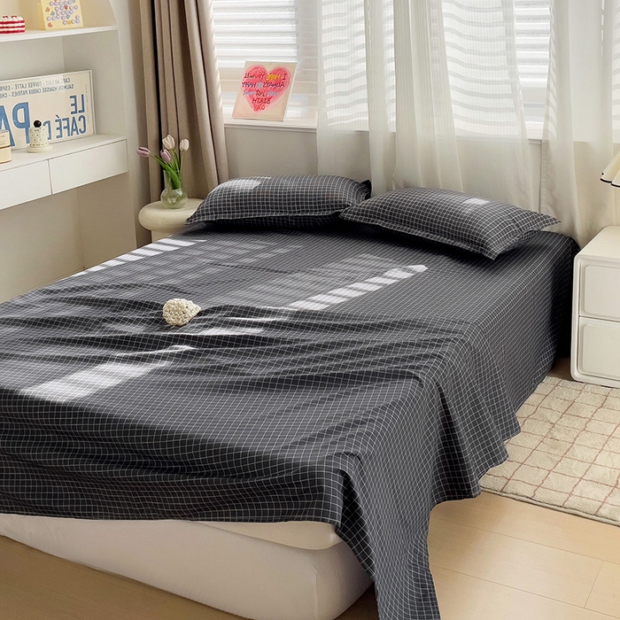 91家纺网 家纺一手货源 找家纺 楠沐家纺  2025年新款亲肤水洗棉芦荟棉印花床单系列 小黑格