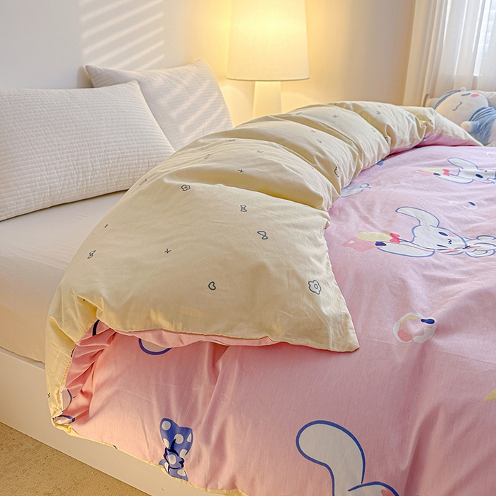 91家纺网 家纺一手货源 找家纺 爱丽丝 2024新款全棉三丽鸥新品系列-单被套 月亮玉桂狗