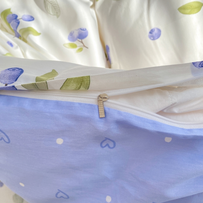 91家纺网 家纺一手货源 找家纺 朵安家纺 2024新款12868全棉单被套系列 初夏蓝莓