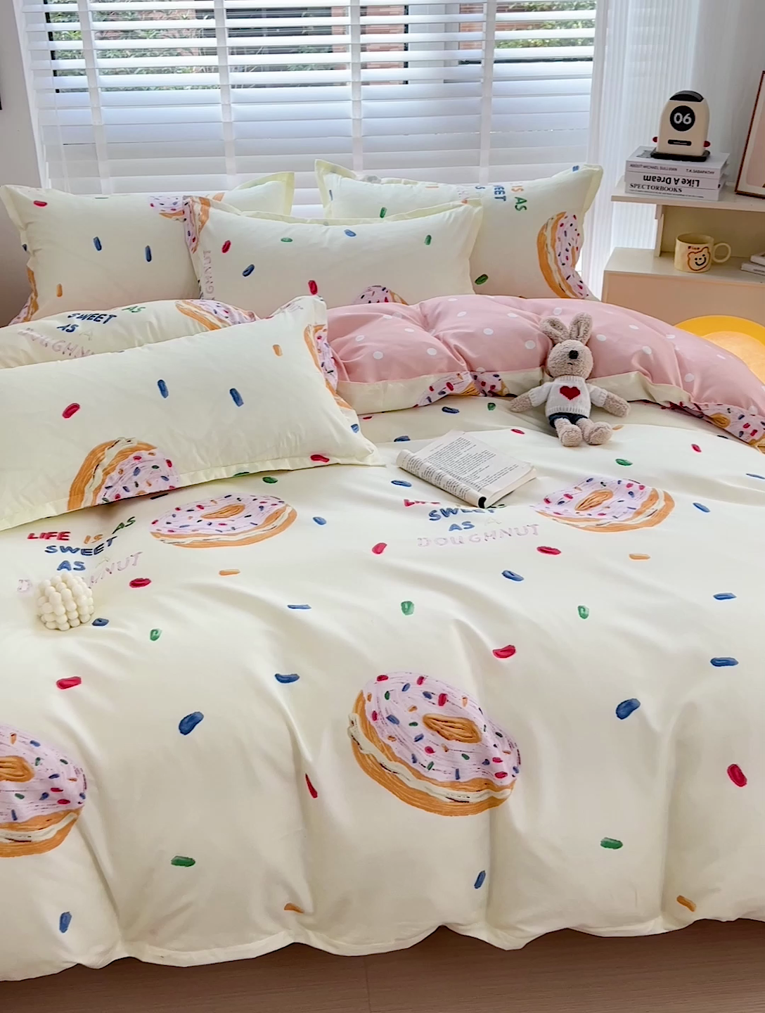 91家纺网 家纺一手货源 找家纺 楠沐家纺 2025新款亲肤柔软水洗棉磨毛印花被套 KT粉蓝喵喵