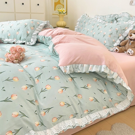 91家纺网 家纺一手货源 找家纺 （总）富米莱（原臻工厂） 舒适亲肤臻云朵棉水洗棉韩国ins小碎花花边款四件套