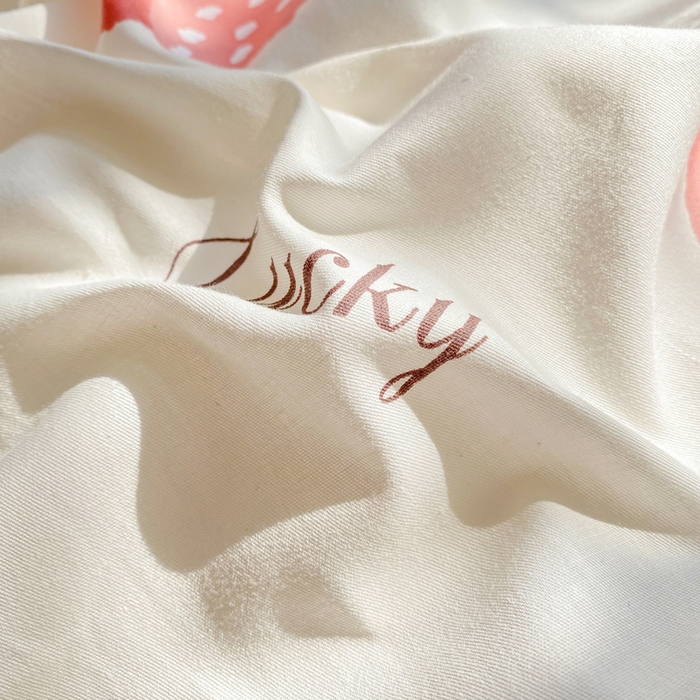 91家纺网 家纺一手货源 找家纺 朵安家纺 2024新款12868全棉单被套系列 草莓熊