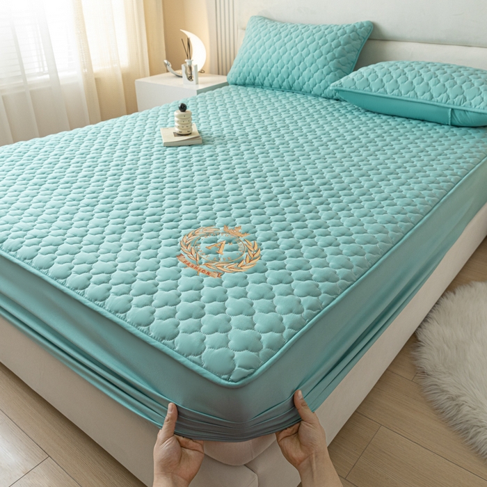 91家纺网 家纺一手货源 找家纺 卡伦 2025新款夹棉床笠烫画系列 皇冠-兰