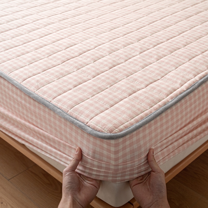 91家纺网 家纺一手货源 找家纺 ab家纺 2024新款色织全棉夹棉床笠 未央-粉