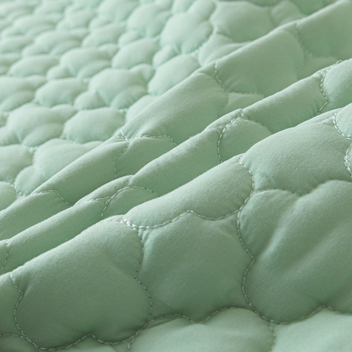 91家纺网 家纺一手货源 找家纺 卡伦 2025新款夹棉床笠烫画系列 皇冠-绿