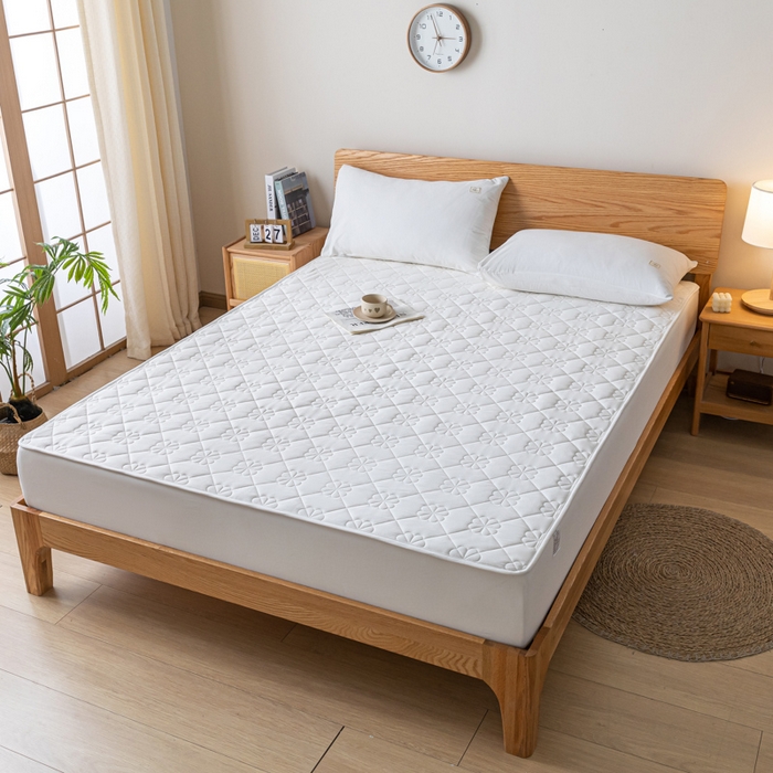 91家纺网 家纺一手货源 找家纺 ab家纺 2024新款40支全棉纯色夹棉床笠 奶昔白