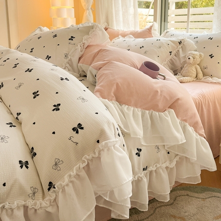 91家纺网 家纺一手货源 找家纺 （总）慕澄 2024新款时尚印花泡泡棉花边四件套