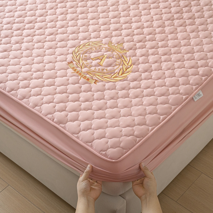 91家纺网 家纺一手货源 找家纺 （总）卡伦 2025新款夹棉床笠烫画系列