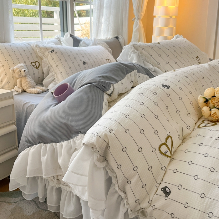 91家纺网 家纺一手货源 找家纺 慕澄 2024新款时尚印花泡泡棉花边四件套 星觅