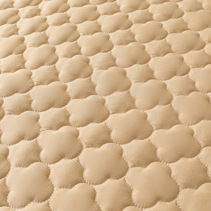 91家纺网 家纺一手货源 找家纺 卡伦 2025新款夹棉床笠烫画系列 皇冠-驼