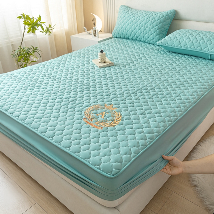 91家纺网 家纺一手货源 找家纺 卡伦 2025新款夹棉床笠烫画系列 皇冠-兰