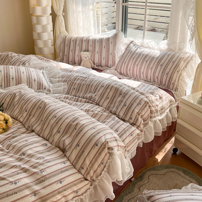 91家纺网 家纺一手货源 找家纺 慕澄 2024新款时尚印花泡泡棉花边四件套 心语