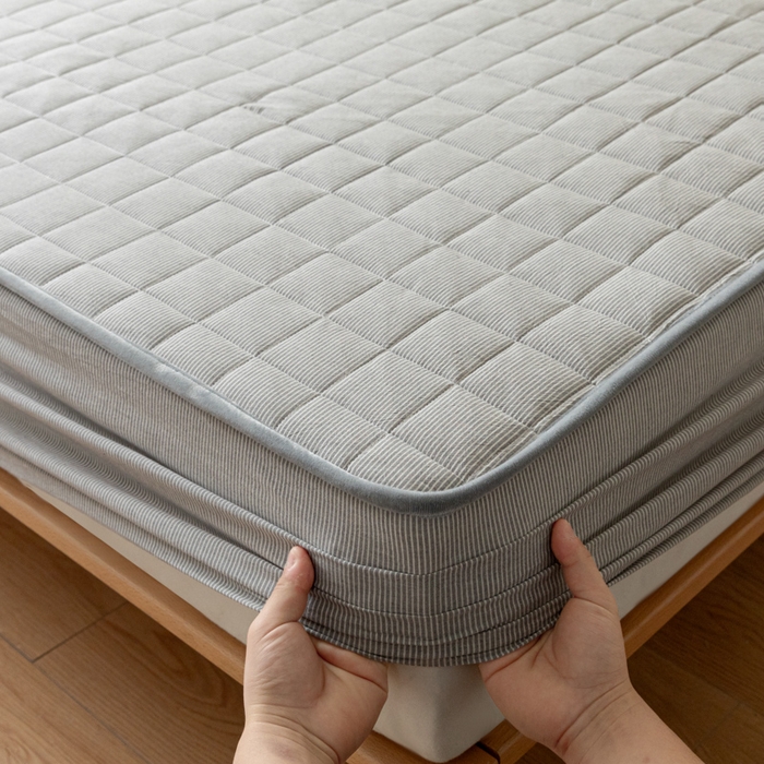 91家纺网 家纺一手货源 找家纺 ab家纺 2024新款色织全棉夹棉床笠 密条-灰