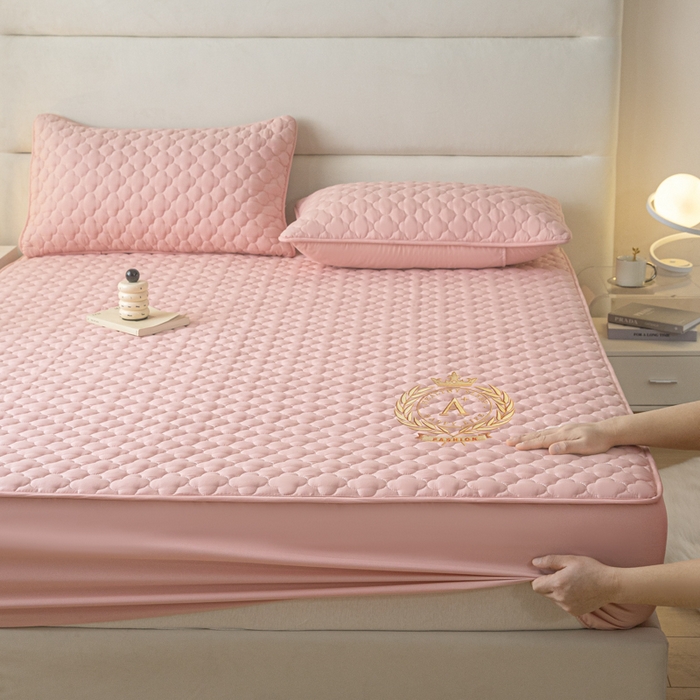 91家纺网 家纺一手货源 找家纺 （总）卡伦 2025新款夹棉床笠烫画系列