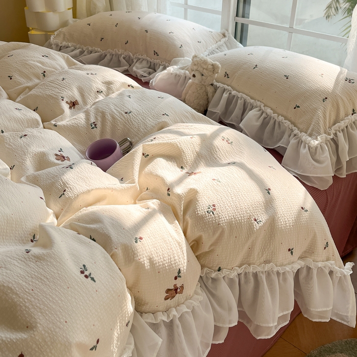 91家纺网 家纺一手货源 找家纺 慕澄 2024新款时尚印花泡泡棉花边四件套 小淘气