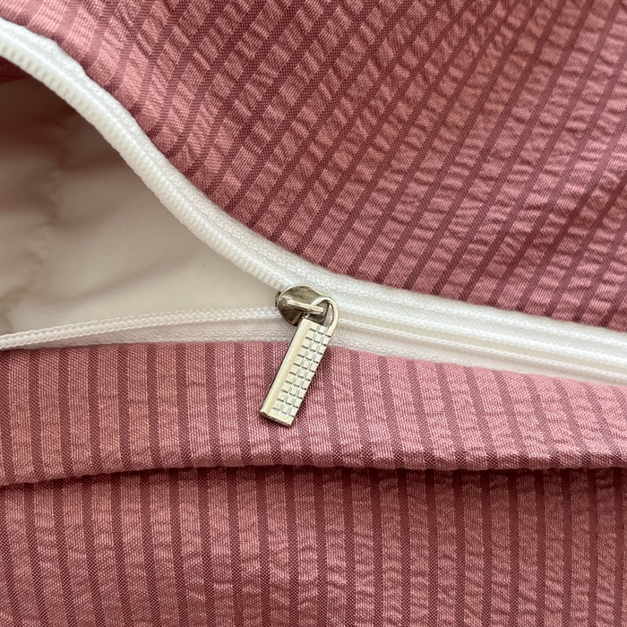 91家纺网 家纺一手货源 找家纺 慕澄 2024新款时尚印花泡泡棉花边四件套 小淘气