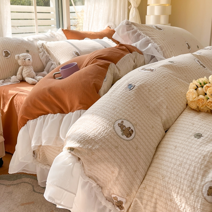 91家纺网 家纺一手货源 找家纺 慕澄 2024新款时尚印花泡泡棉花边四件套 萝莉