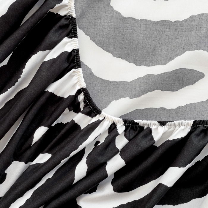 91家纺网 家纺一手货源 找家纺  楠沐家纺 2025新款印花亲肤芦荟棉水洗棉床笠 斑马