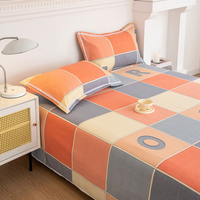 91家纺网 家纺一手货源 找家纺 首爱家纺 2025新款花边老粗布印花床单系列套件 字母风格