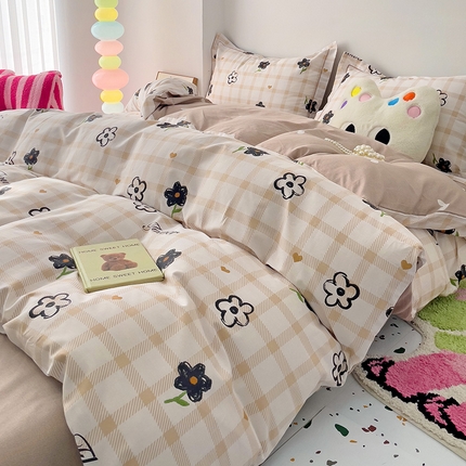 91家纺网 家纺一手货源 找家纺 （总）乐童 2024新款直播爆款13070纯棉印花吊边款一字绣四件套