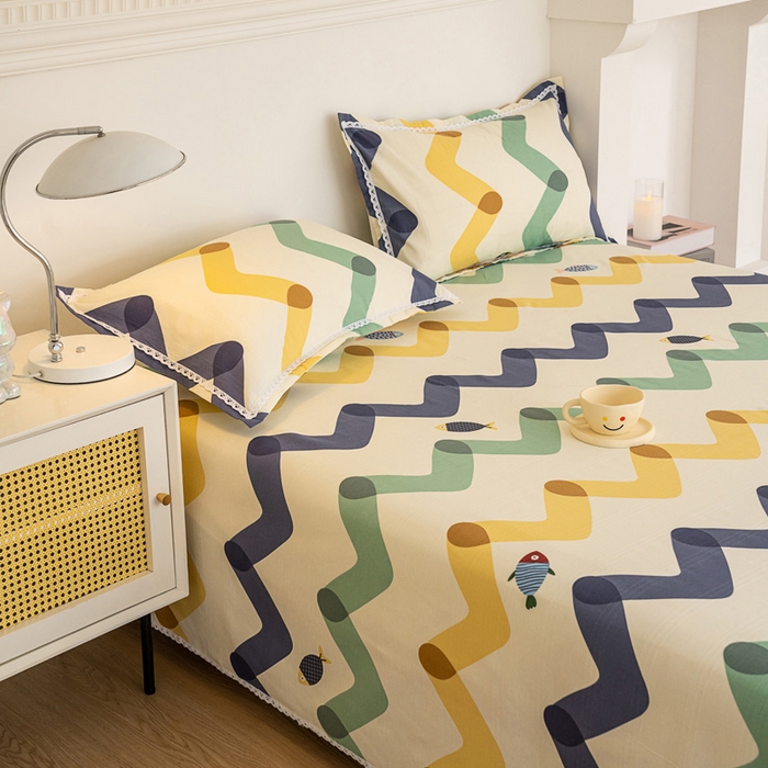 91家纺网 家纺一手货源 找家纺 首爱家纺 2025新款花边老粗布印花床单系列套件 卡通鱼恋