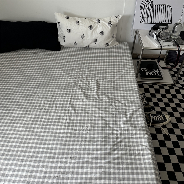 91家纺网 家纺一手货源 找家纺 恋恋三季 2024新款全棉单品床笠床单 全棉斜纹-错落格灰